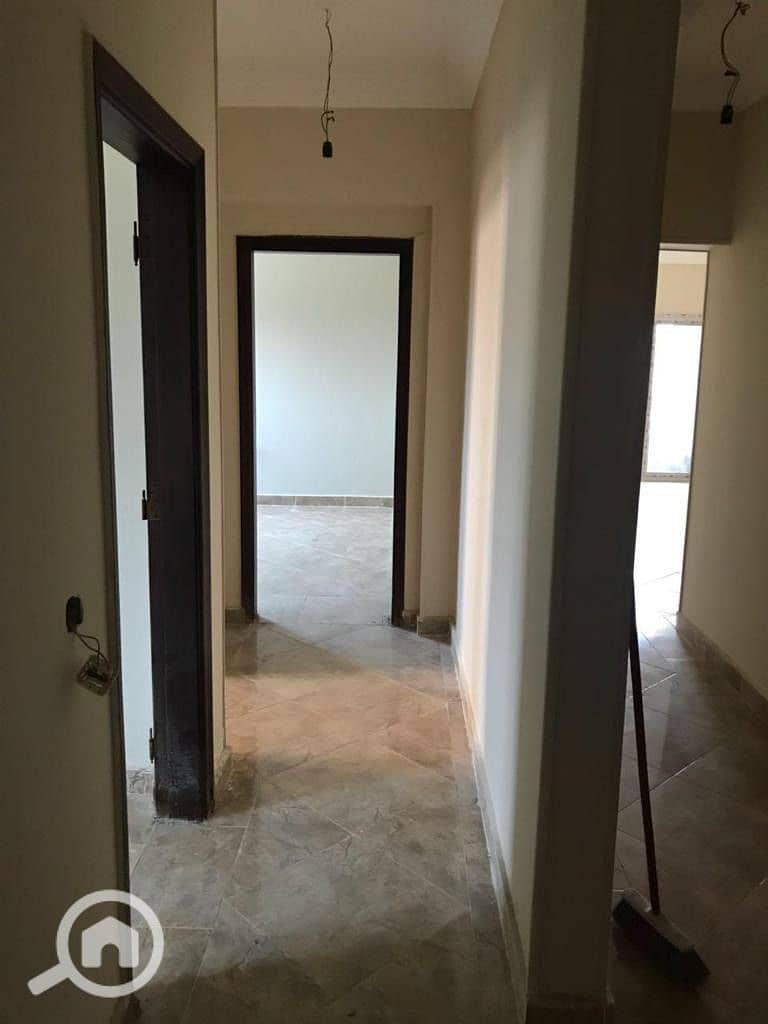 4 8e4cb2da-69ab-4a82-bf51-4df184eb0da6. jpeg