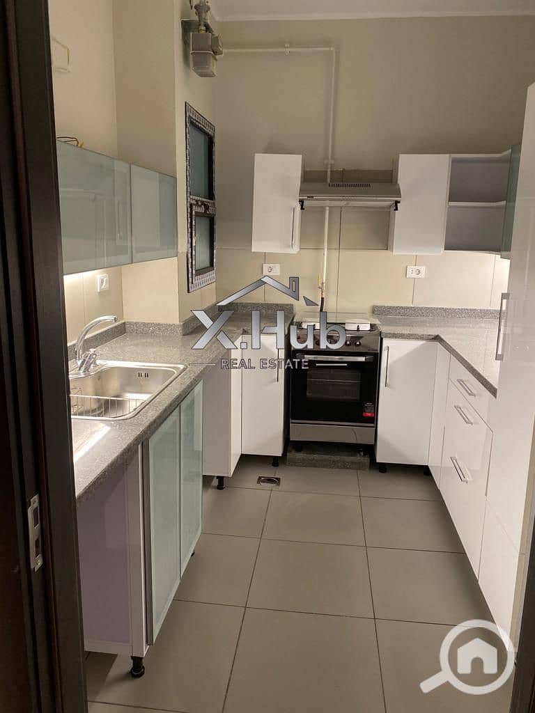 8 796844ef-e18c-499e-af2c-6d9f1ab46347. jpg