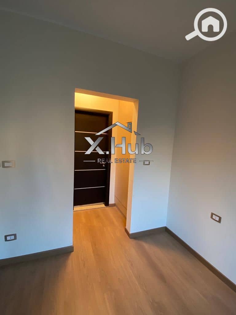 10 606f9259-674c-4ed2-93f9-24b94785fe35. jpg