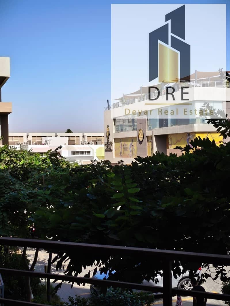 9 c61e37e3-7a4b-40cd-8ed6-484575322fb5. jpg