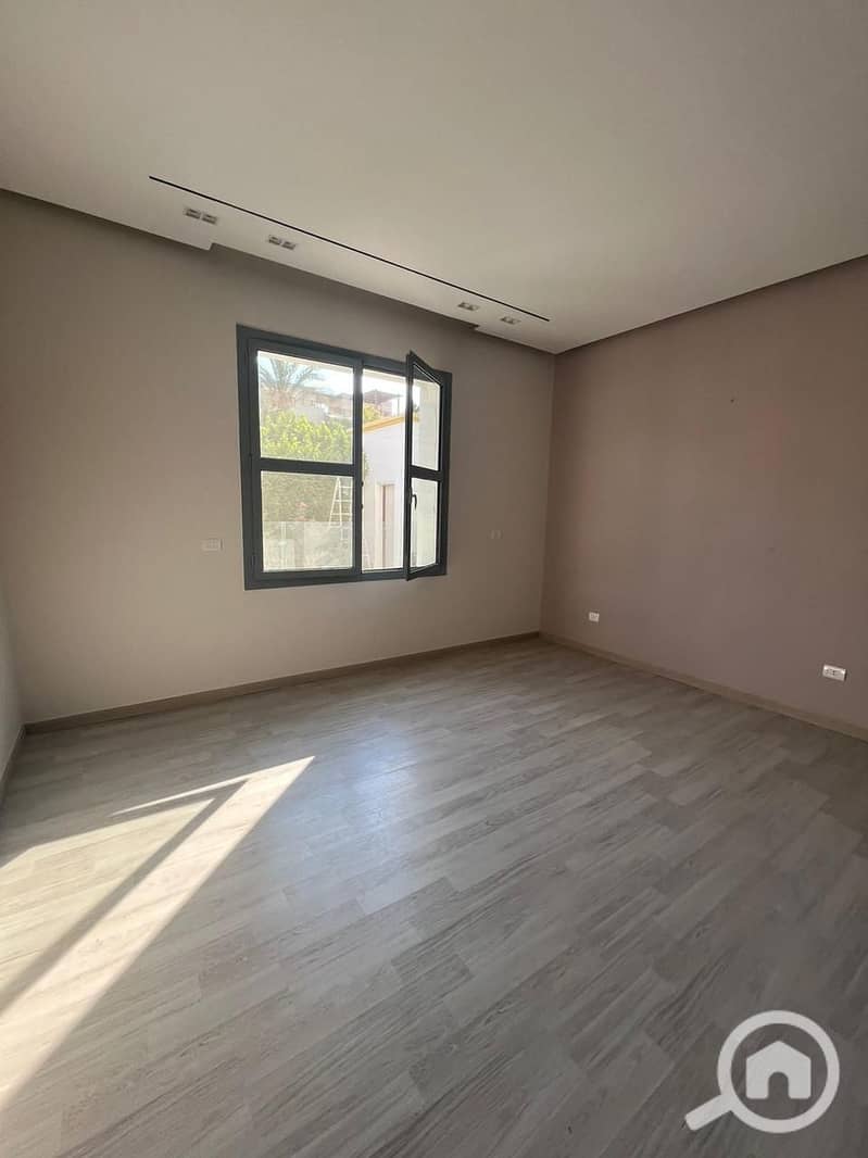 9 f432b4a9-3d70-49b6-b4c3-2f8a357a6831. jpg