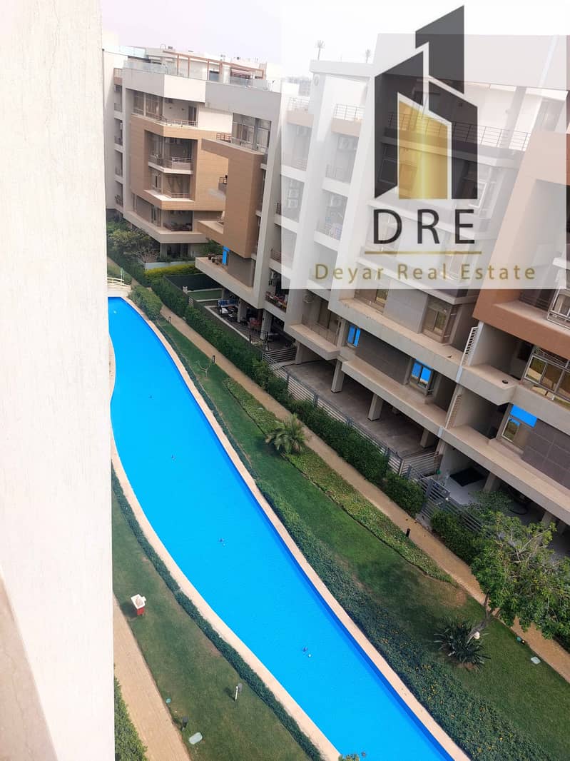 5 0ef103b2-ffb3-49af-94a3-498c4b0e3174. jpg