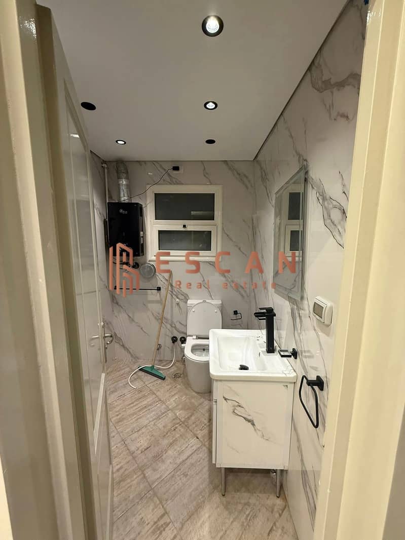 15 598423477_1925794405011988_357998774961889819_n. jpg