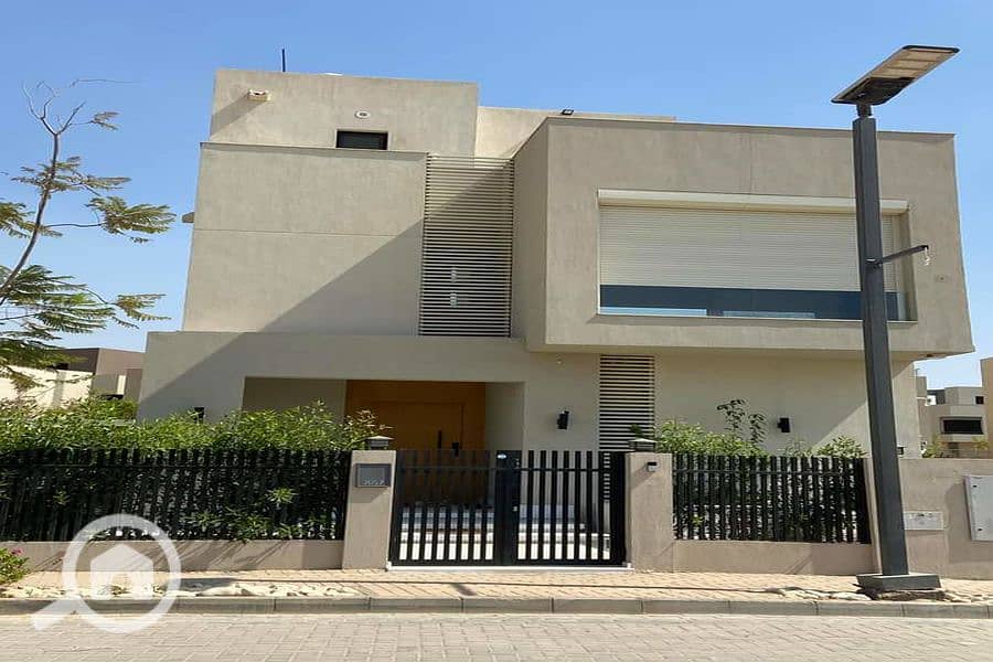 12 FB_IMG_1727180510638_900x600. jpg