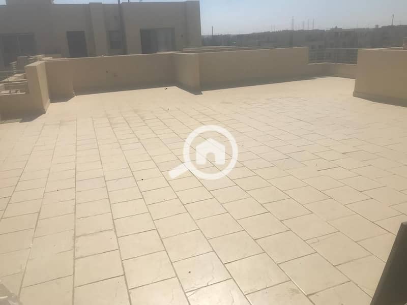 4 0ea934c1-c816-4e90-a48a-b357a0c1cf90. jpg