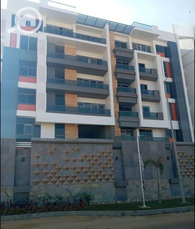 4 56f0068a98f64a3fbd8ce2c8ca8d38f4. jpg