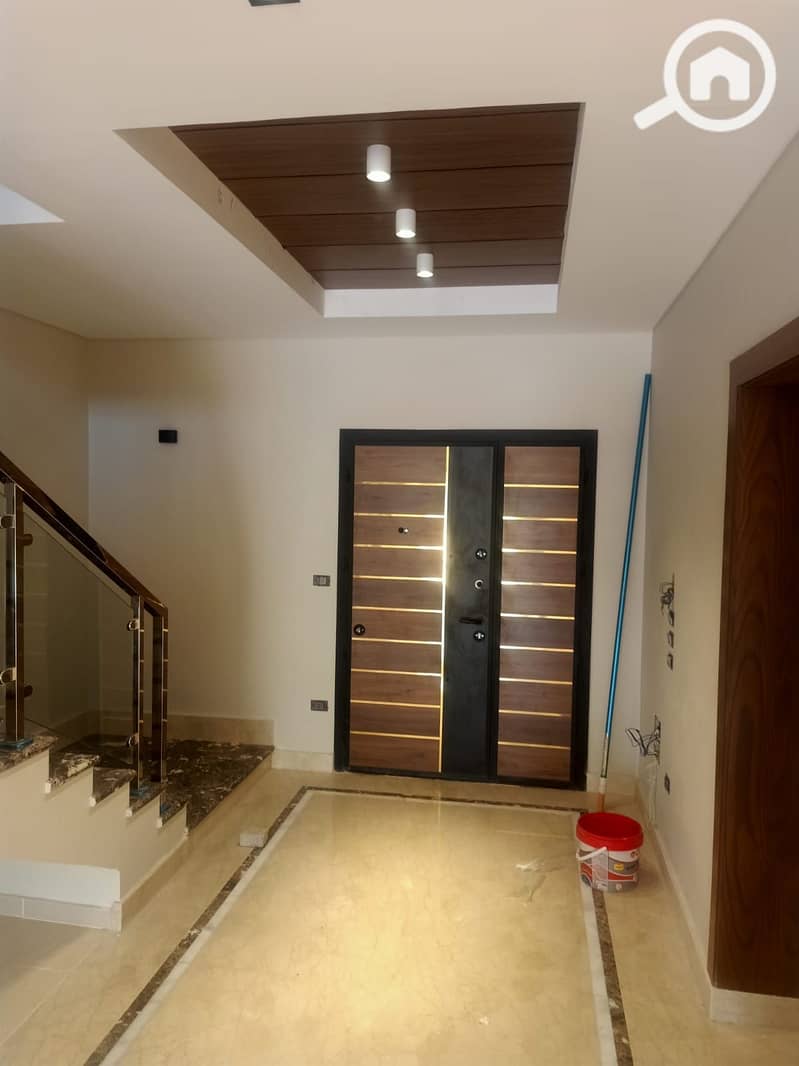 13 b3c17338-2972-4d06-983b-7a3f03821695. jpeg