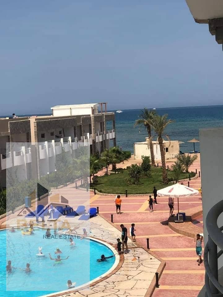 8 e32210d5-cea5-460f-bbd1-071d30c85d7e. jpg