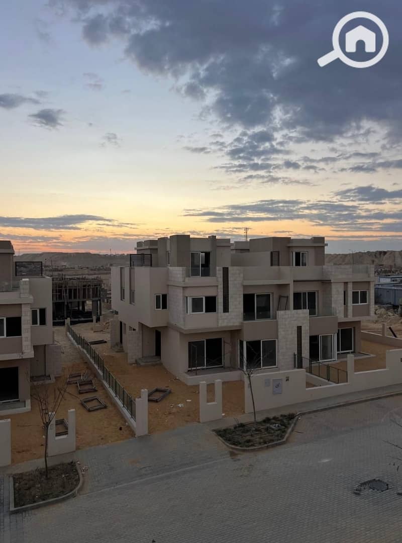 2 WhatsApp Image 2025-09-16 at 4.45. 34 PM (1). jpeg