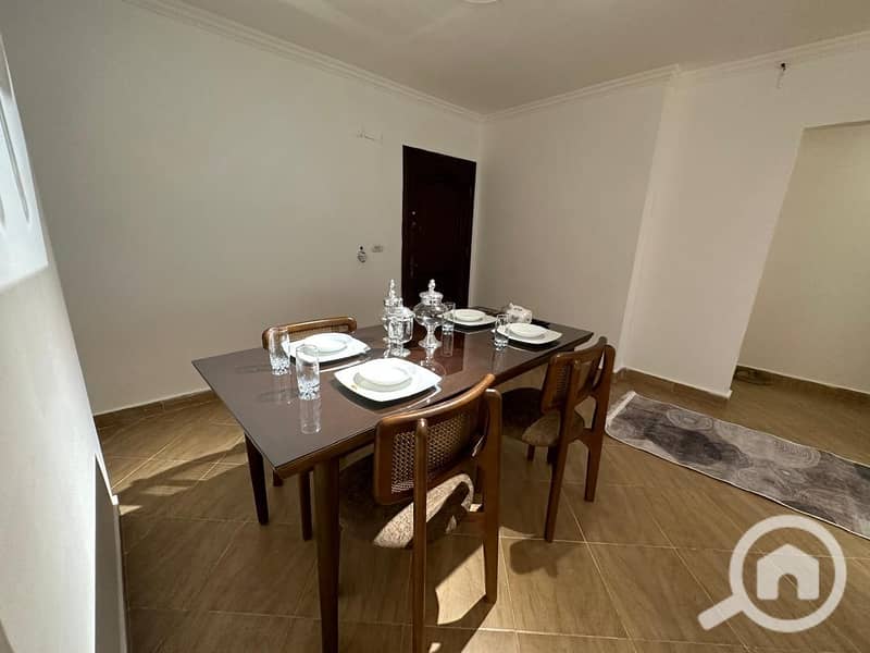 8 7ed74d45-0b00-4e98-8e06-36000279d0cc. jpg