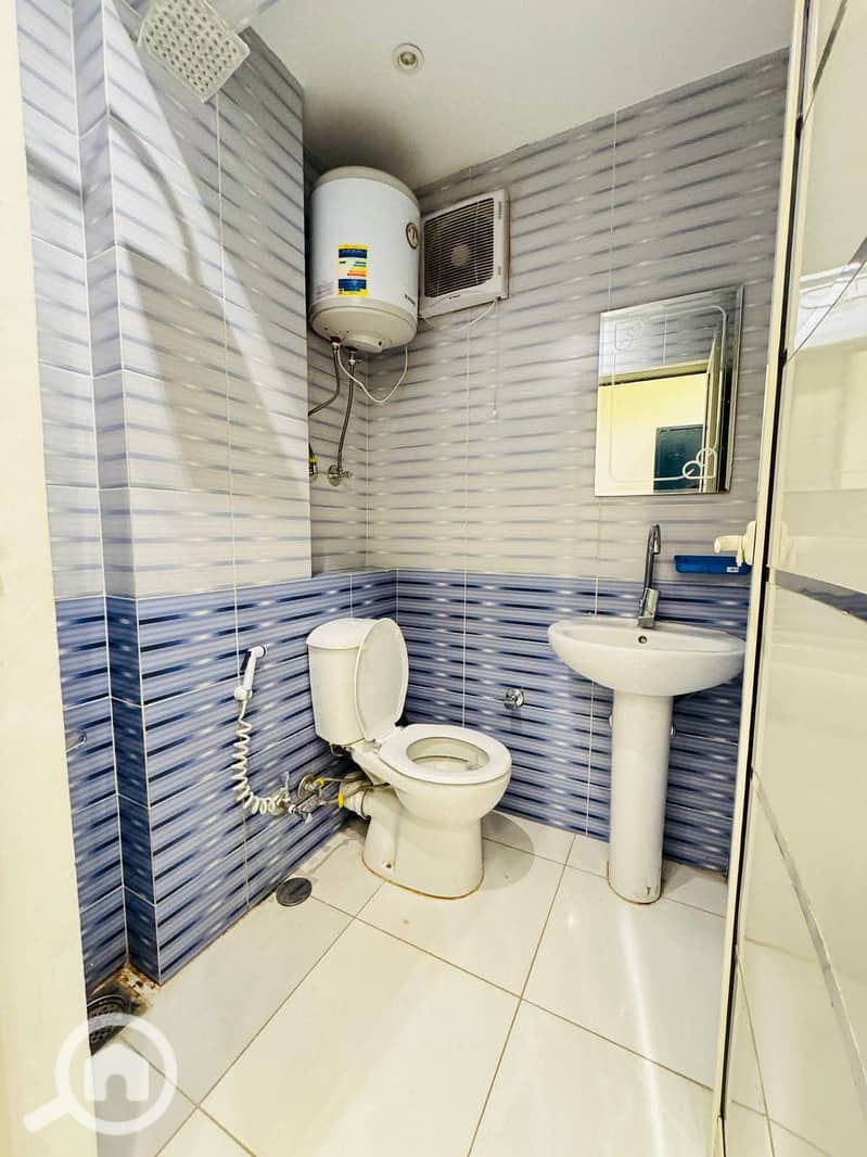 6 WhatsApp Image 2025-12-20 at 12.48. 54 PM (5). jpeg