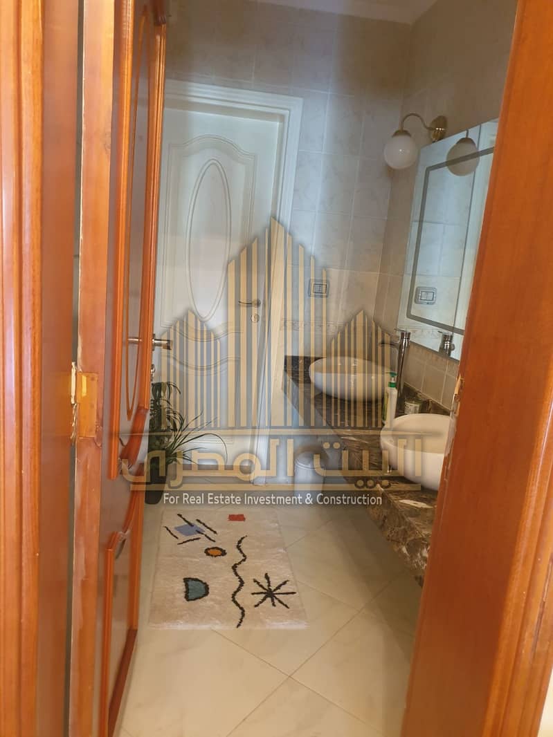 12 U597423 (18). jpeg