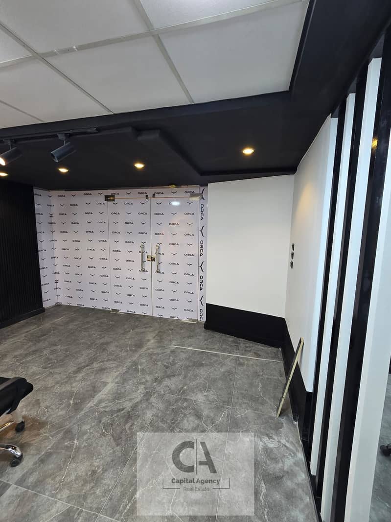 3 e3bfc7bf-fe8b-45b4-a98b-c007a5e068cb. jpg