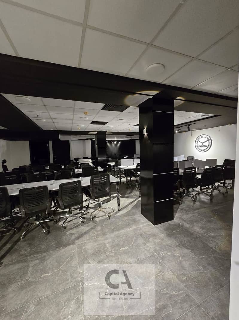 10 7d884930-a44f-4c59-8ed2-573e2fcc8901. jpg