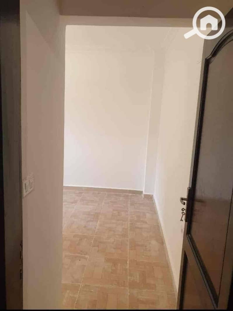 2 a6ba230e-bc99-469e-a4fa-722c584cb524. jpg