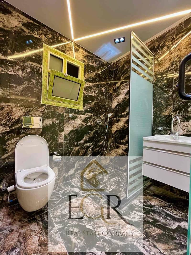 2 a4aa662a-54b2-467a-b4ec-44ef0e3fcf53. jpg