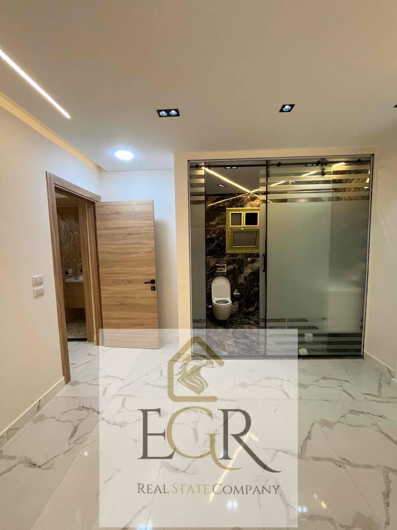 8 359f9c5a-c1b4-4ae4-bed5-b80c34c47f86. jpg