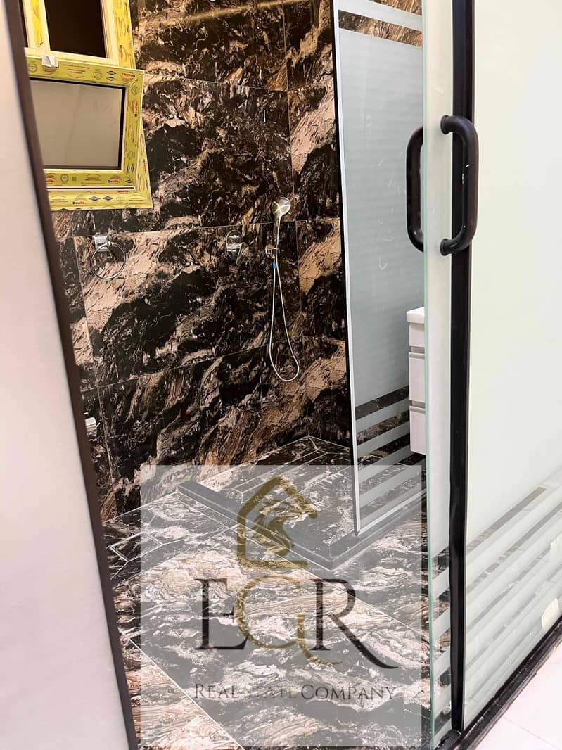 9 e661b653-e94f-4f5a-abc7-fbc6dd46c551. jpg