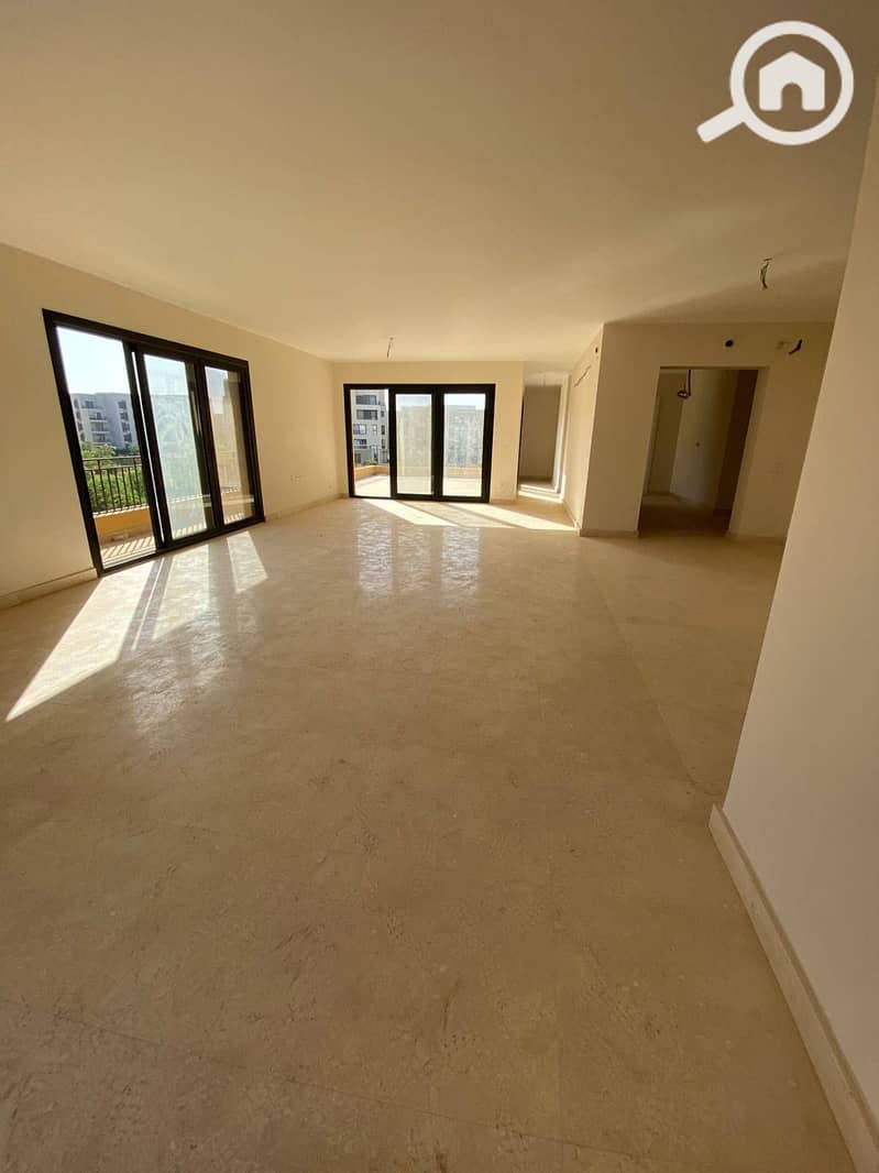 3 560031465_2263600974118776_1162757120548206729_n. jpg