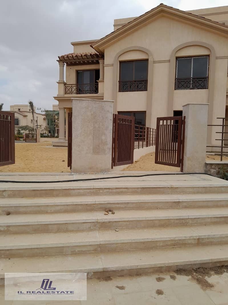 5 fe32f1f2-0eb3-4d7e-b2b9-2489ab6fb597. jpg