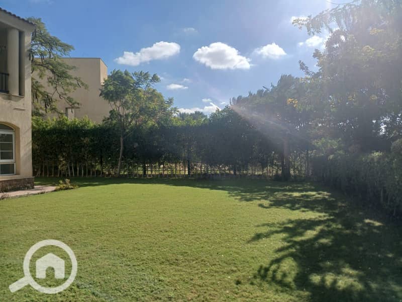 4 596413202_122210130524292055_3371517674325006099_n (1). jpg