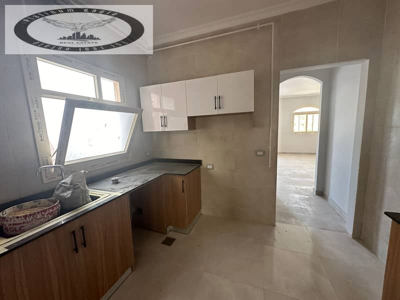 9 7582cc77-6c0e-413c-8d77-36b4b95c75d9. jpg