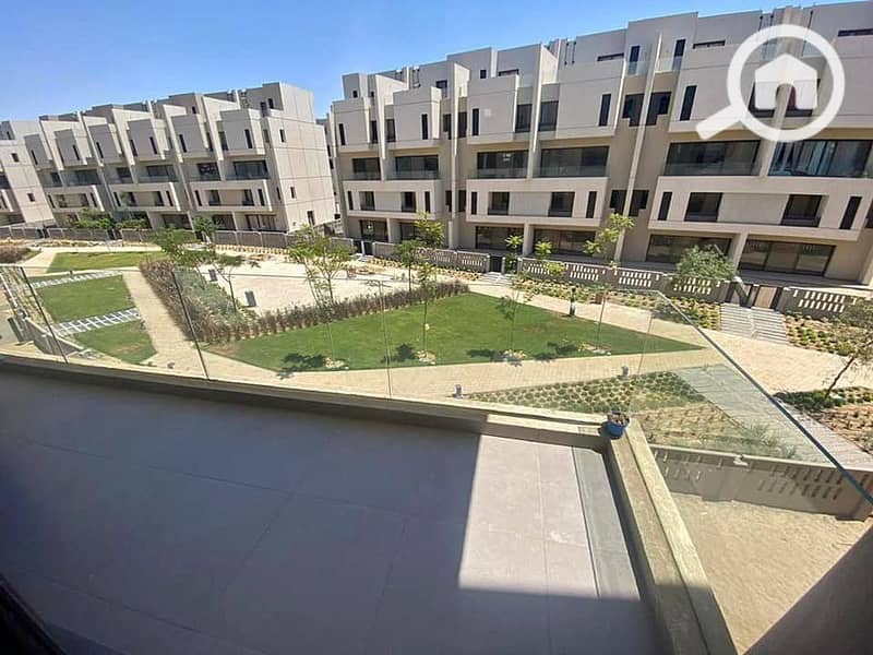 4 WhatsApp Image 2025-10-02 at 2.05. 48 PM (1). jpeg