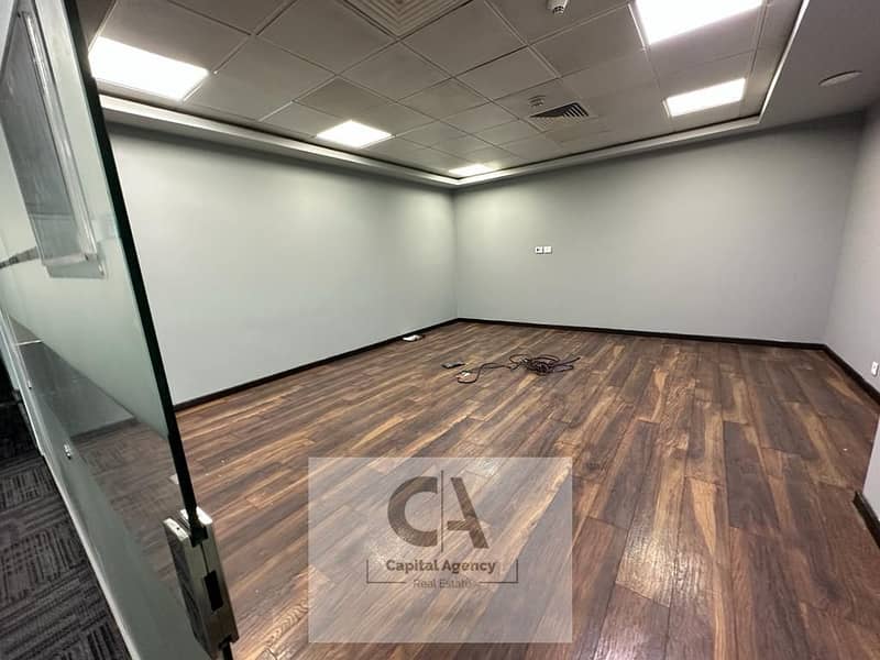 4 e84e4e2c-ef8d-413f-9fc8-822416b21d26. jpg