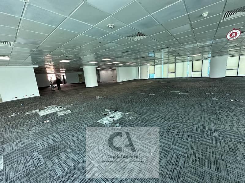 9 33f4b66e-dbde-48c5-a632-0012854c2b92. jpg