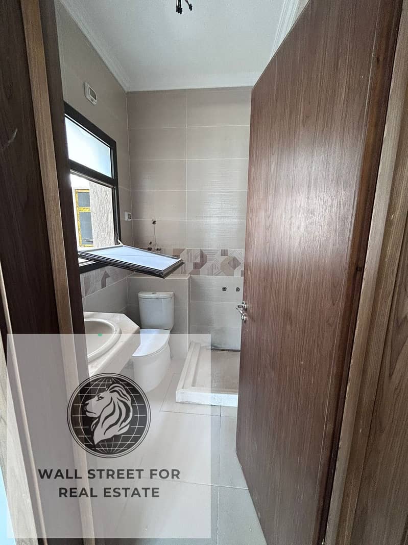 8 6c980e41-b264-4661-b526-51b76013b094. jpg