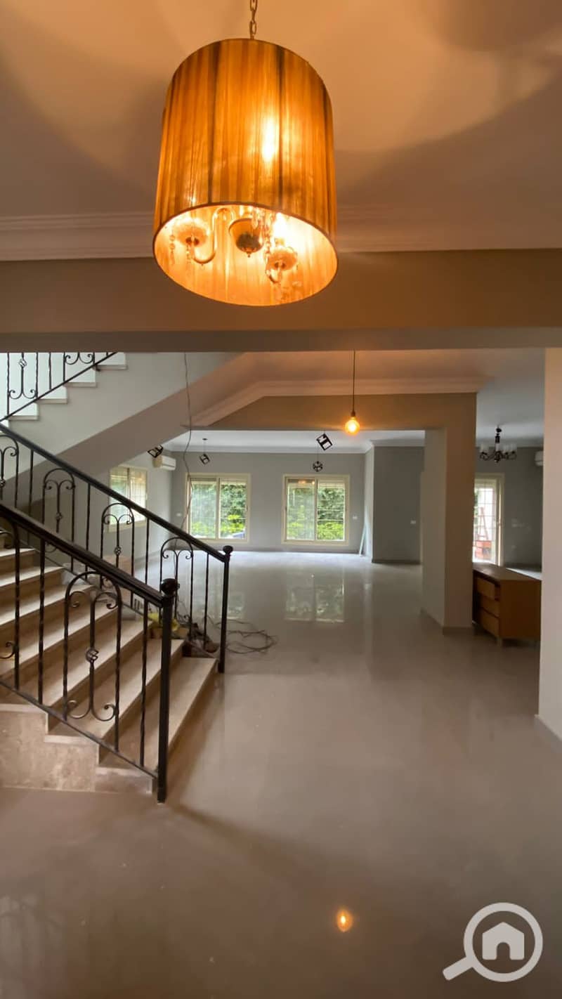 3 8e94dba4-b36a-4c1b-99a1-ce93c37dc0b3. jpg