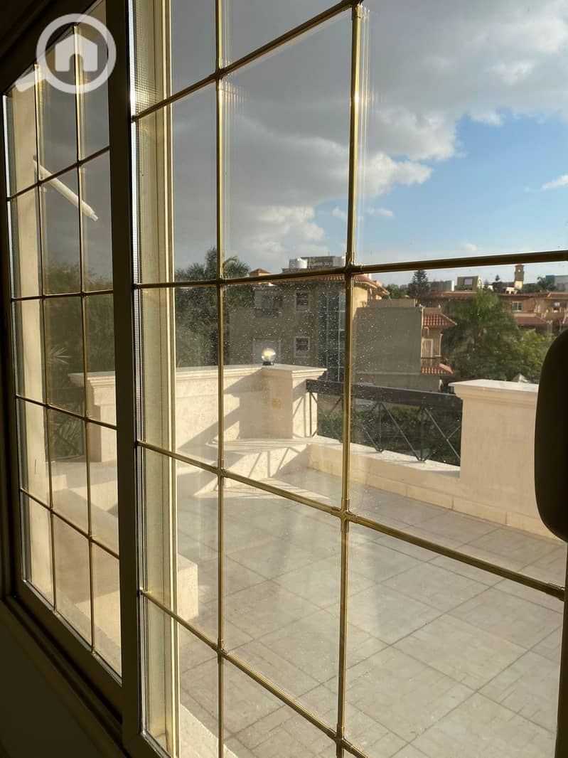 9 2d65b916-1bbf-40a3-ba3b-68ac6750adc4. jpg