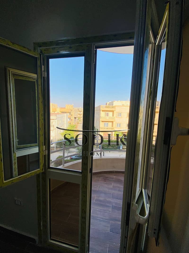 10 bd7f0e99-588d-4e76-b08f-6a1ec09316ac. jpg