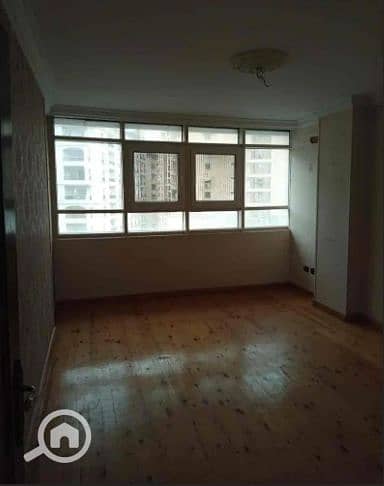 3 77676. png7777. png