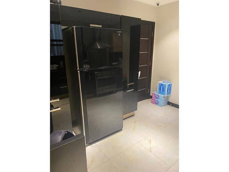 4 b918a30a-55a8-414e-8f77-08e09d44f5b5. jpg