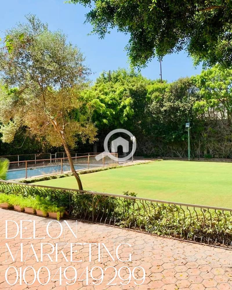 3 Clean Vintage Photo Collage Fall Fashion Instagram Post. png. png