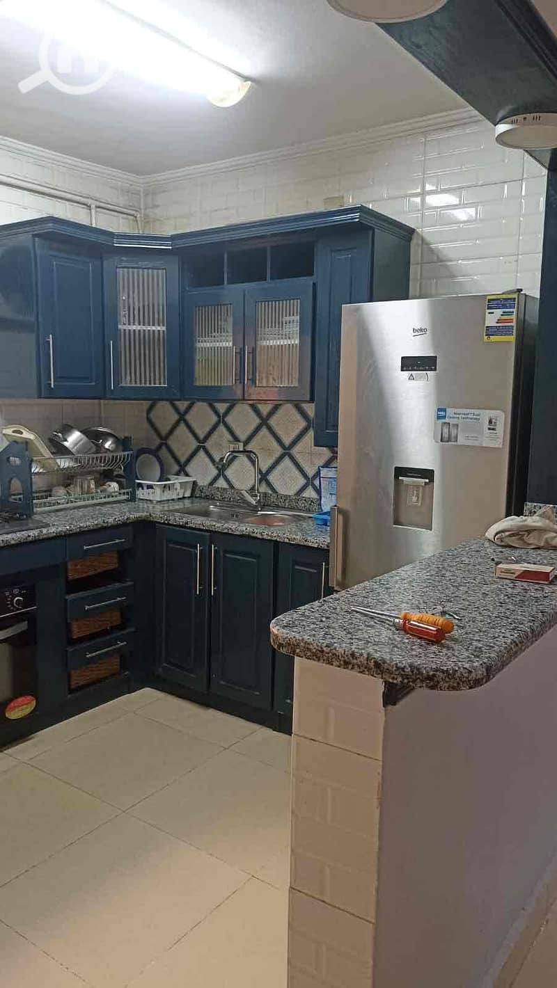 10 3d6d5718-23a8-437d-af31-306cc355d50d. jpg