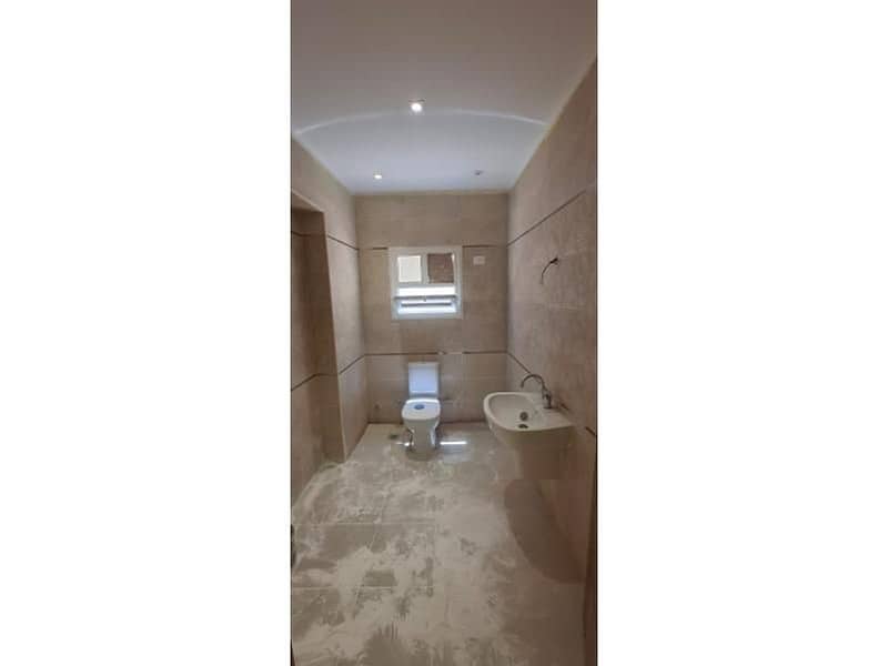 4 4ed9e3cf-42ba-491a-ba4c-d30f0eb4c48c. jpg