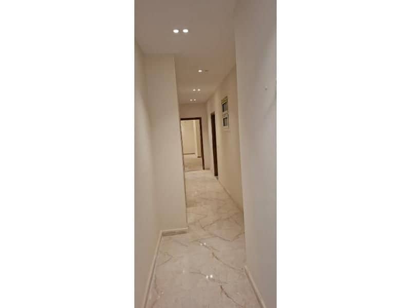 9 cef76180-cee0-4a4f-9819-d41b76711c04. jpg