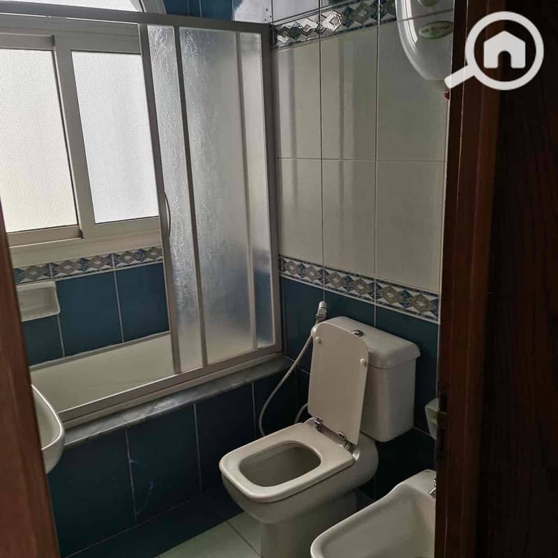 8 0041af1d-5daf-47ac-939a-4975b9815a64. jpg