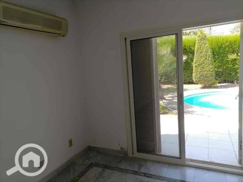 10 336bb2b1-1079-4a33-8c86-860c1454d964. jpg