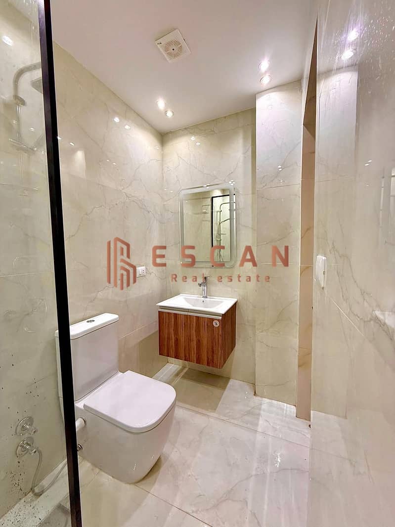 12 WhatsApp Image 2025-12-20 at 12.18. 30 (2). jpeg