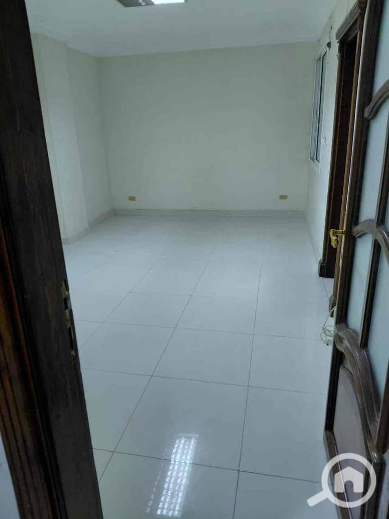 5 5b1d7475-4059-43a6-85a0-3670817c4108. jpg