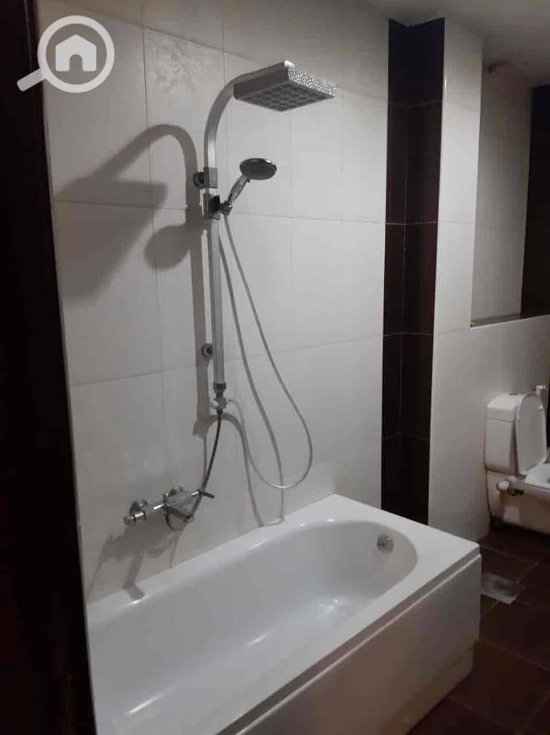 8 a7ab56fe-cc9f-4339-86d8-8fadded06fcb. jpg