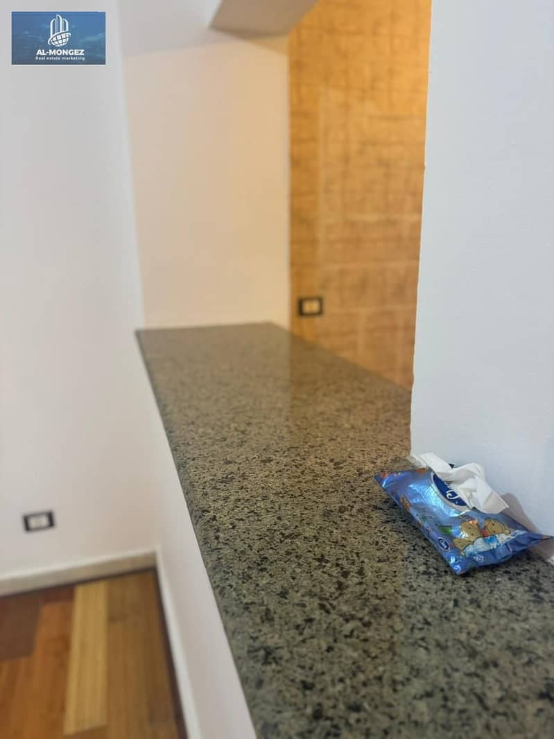 4 7c0f7ac8-081a-4a05-b35f-7f2e751c6636. jpg