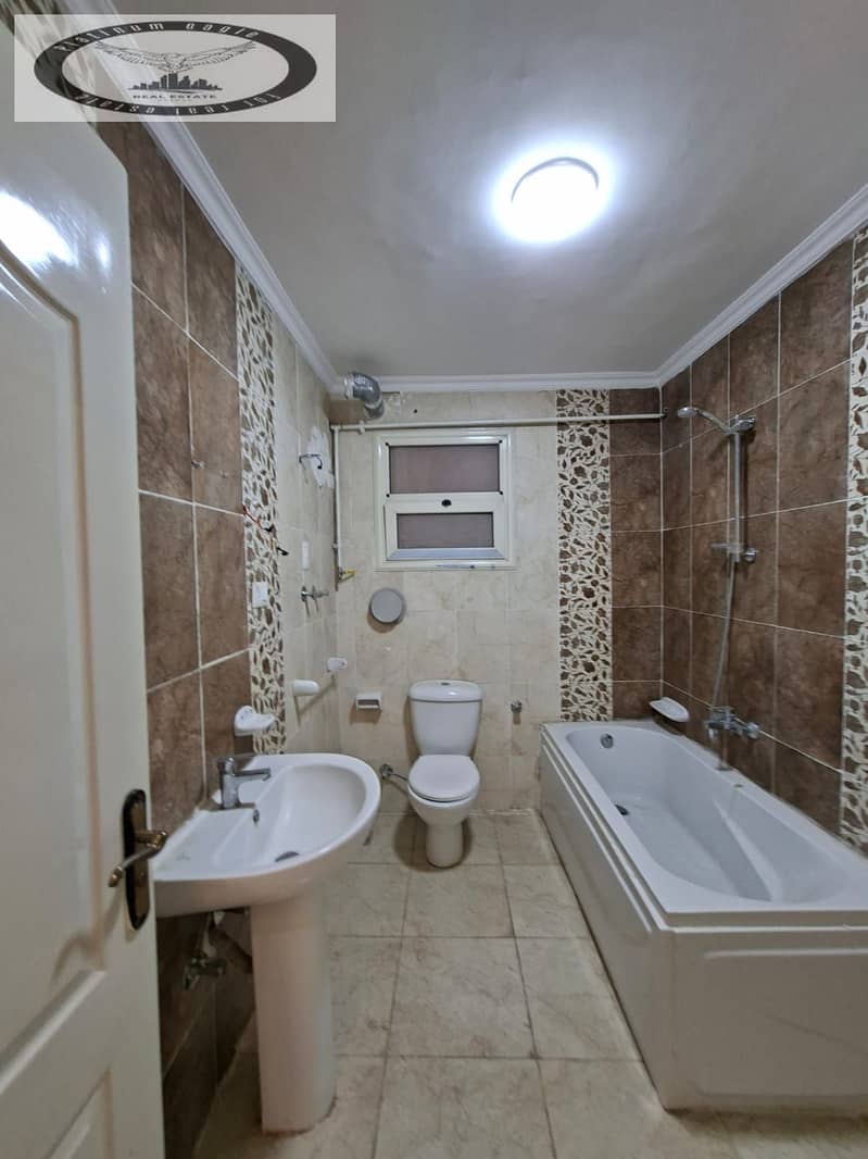 9 422688a6-a960-4d4a-a7e9-7b44b14d1cc0. jpg