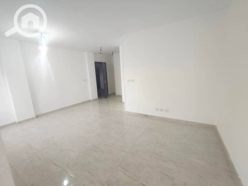 5 26ae0028-73d6-4d3f-8772-b411b621e9f7. jpg