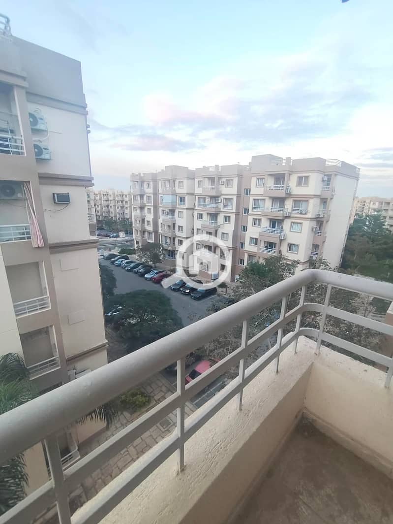 8 984b7bea-9a53-47bb-937c-dd289fd37097. jpg