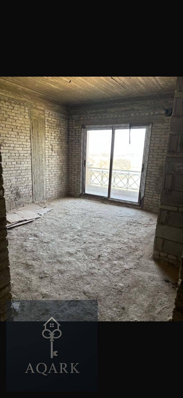 8 210b69f0-7576-422e-8f20-b04f4e8705c0. jpg