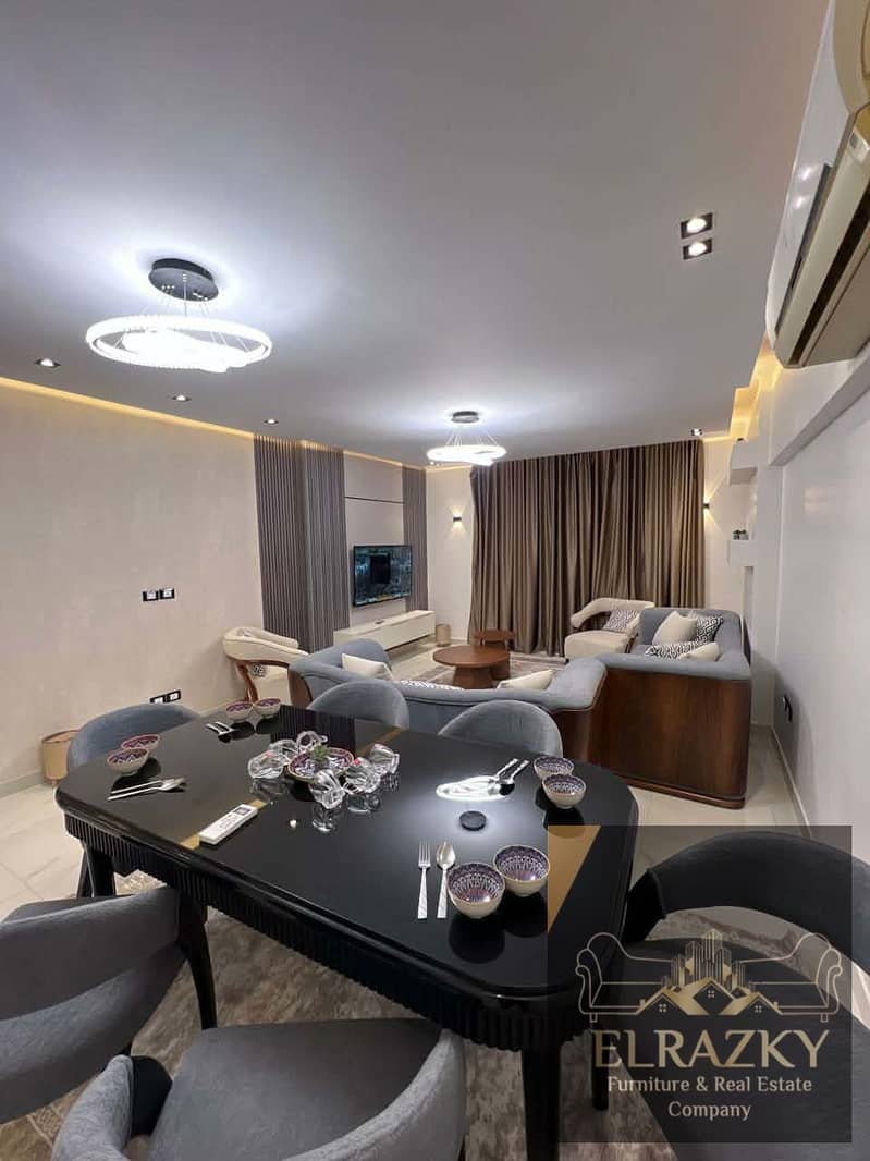 8 597732900_1209360747771147_5381024570705865640_n. jpg